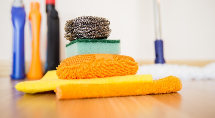 Tâches ménagères avec le vinaigre : 7 exemples à moindres frais et sans polluer 