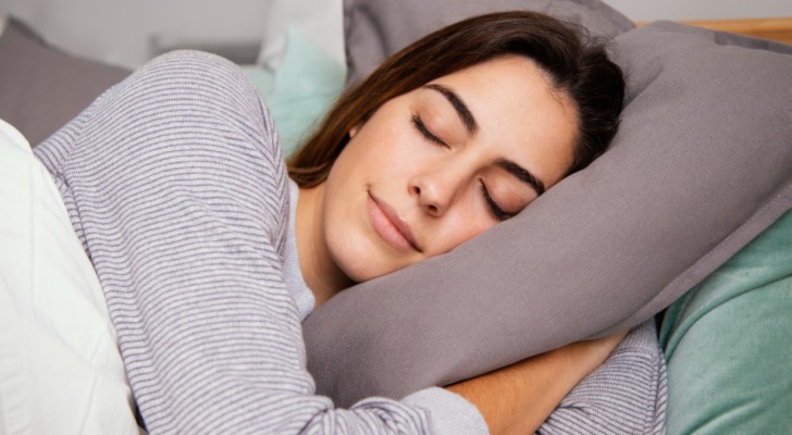 Wetenschappers hebben met succes gecommuniceerd met slapende mensen