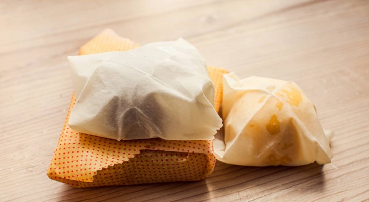Hoe je thuis waspapier kunt maken met twee snelle en praktische methodes