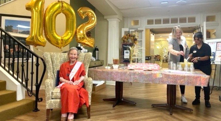 Donna compie 102 anni e rivela il segreto per la sua longevità: "bevo un bicchiere di vino ogni giorno"