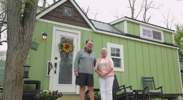 Großeltern bauen ein winziges Haus, um in der Nähe ihrer Enkelkinder zu leben