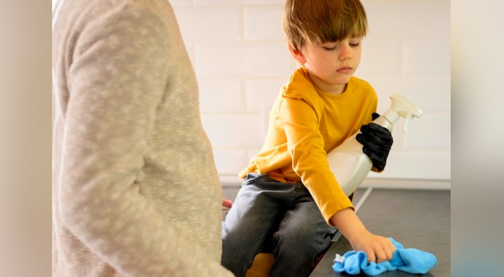 12-jarige jongen weigert te helpen met huishoudelijke klusjes: “dat zijn meisjesdingen”