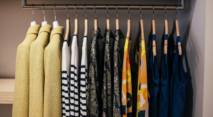 Luktar det naftalen om kläderna i garderoben? Eliminera lukten på ett ögonblick med dessa knep