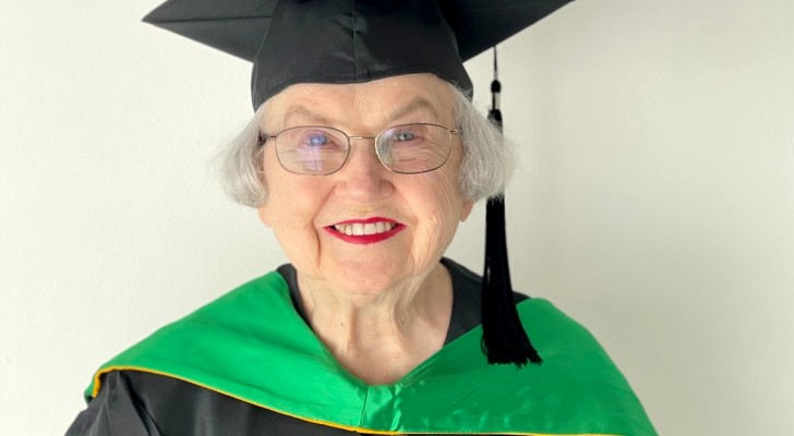 A 90 anni diventa la donna più anziana ad aver conseguito la laurea: un vero record