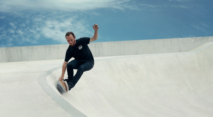 La empresa Lexus ha creado un skateboard VOLADOR. Mira como funciona