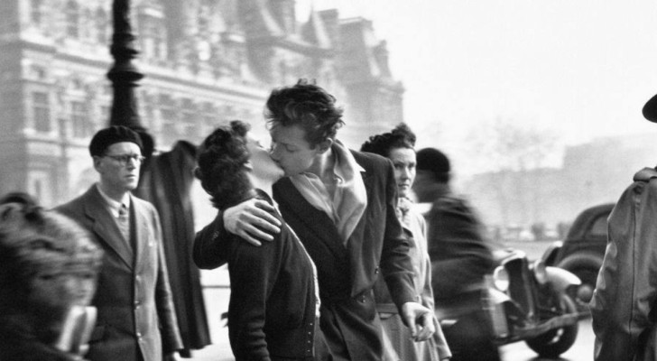 Afscheid van de hoofdpersoon van de onvergetelijke foto "The Kiss by the Hotel De Ville" van Robert Doisneau