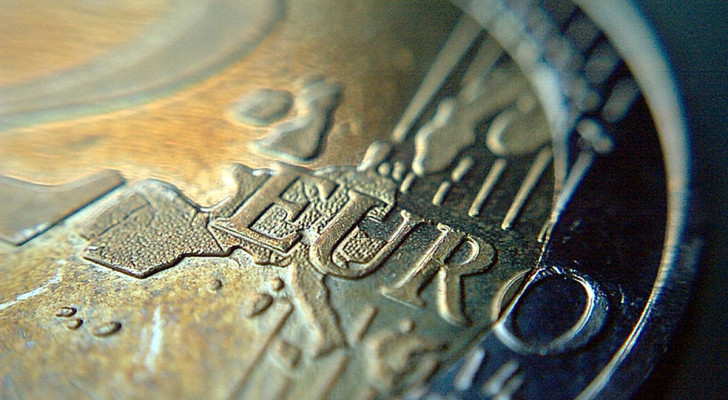 Controleer je portemonnee: er zijn 2 euromunten in omloop met een waarde van 2.000