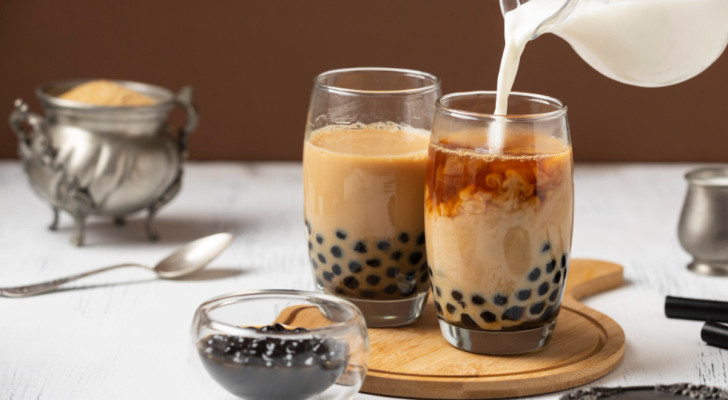 Bubble tea, la boisson d'origine asiatique qui envahit le monde : qu'est-ce qu'elle contient ?