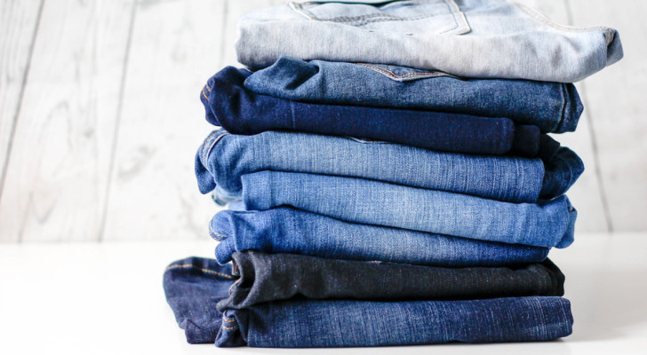 Guida al lavaggio dei jeans: 3 regole fondamentali per farli durare a lungo