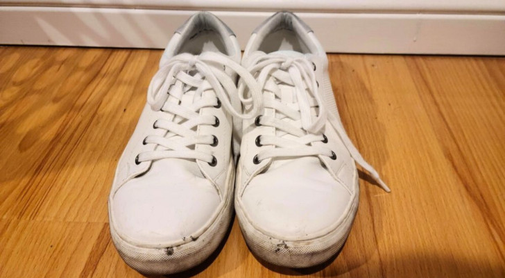 Le mode d'emploi pour que vos chaussures blanches redeviennent vraiment blanches 