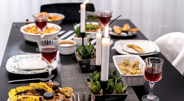 Organizza una cena e due amici presentano la lista del cibo che non preferiscono: come reagire?