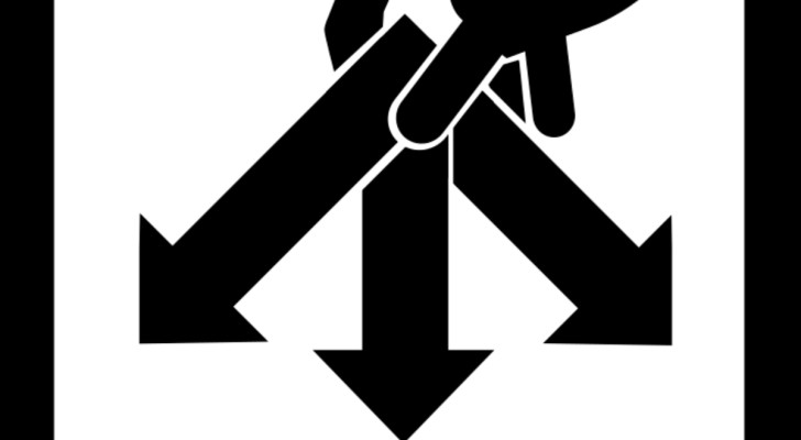 Frans verkeersbord met een hand die drie pijlen vasthoudt
