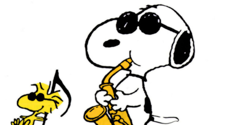 Un'illustrazione di Snoopy che suona la tromba realizzata dal fumettista americano Charles M. Schulz