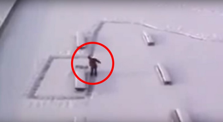 He creates a snow path ... But there's a clever trick behind it!