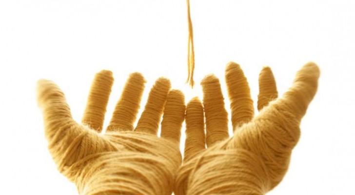 L'emozionante corto che ci racconta la vita e la morte attraverso un semplice filo di lana