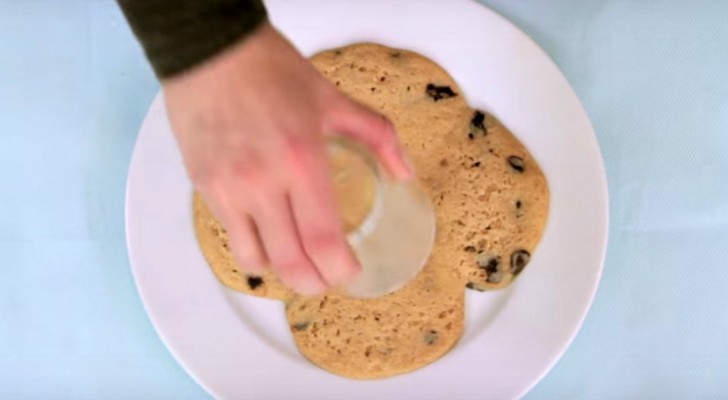 Zo maak je koekjes BINNEN 3 MINUTEN. Dit geheime recept is niet meer zo geheim!