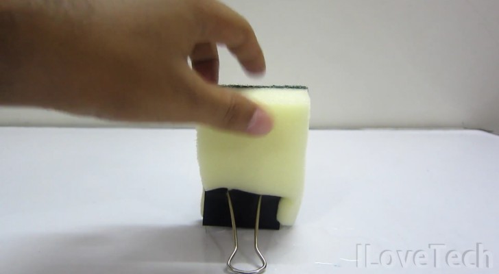 Clamp an office binder clip to a kitchen sponge?! Why? --- Discover this and other useful tricks!