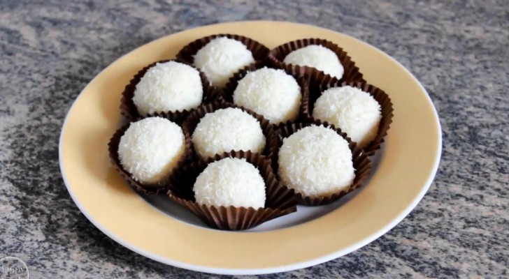 De délicieux desserts Raffaello préparés avec seulement 3 ingrédients et AUCUNE CUISSON... Vous allez les adorer!