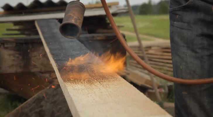 An ancient Japanese technique that preserves wood for one 100 years!