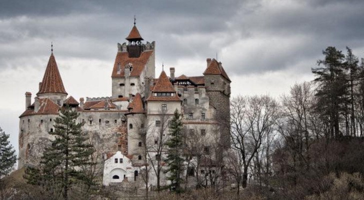 À vendre le château du comte Dracula : un bijou mystérieux et fascinant
