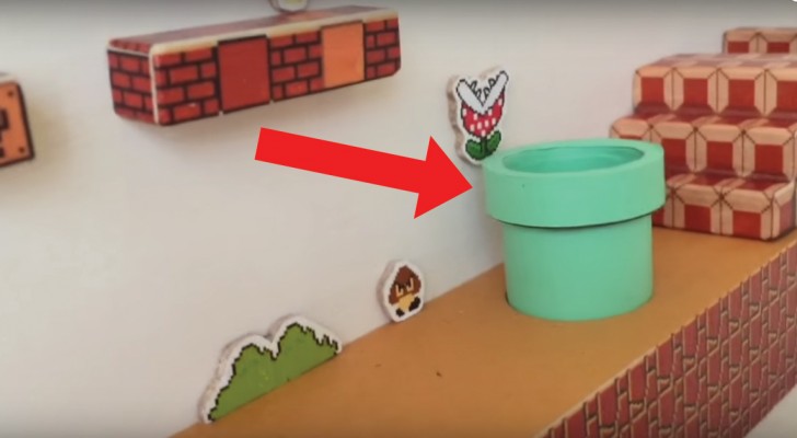 Lo riconoscete? È lo sfondo del videogioco più famoso. Ma a spuntare dal tubo non è Super Mario!